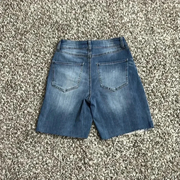 Rewash Brand shorts for women - Picture 2 of 4